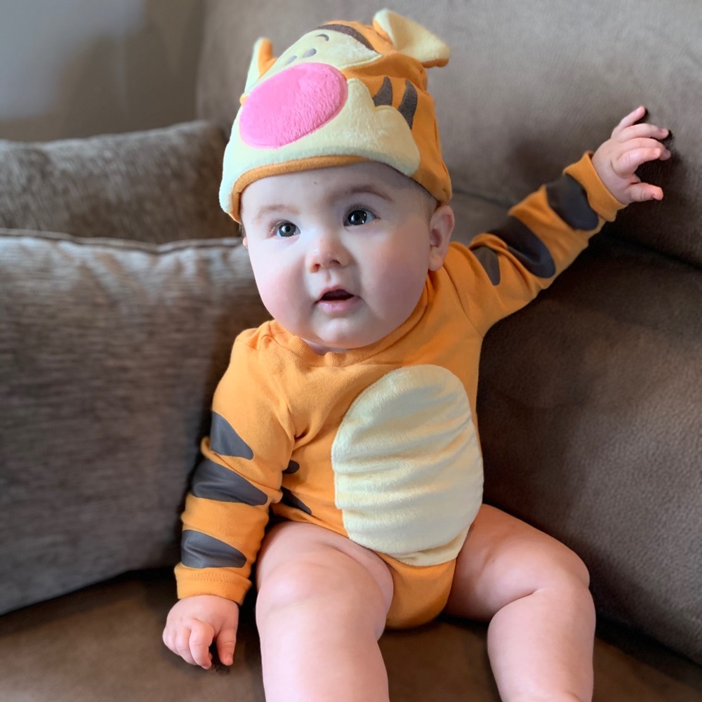 Tigger onesie and hat